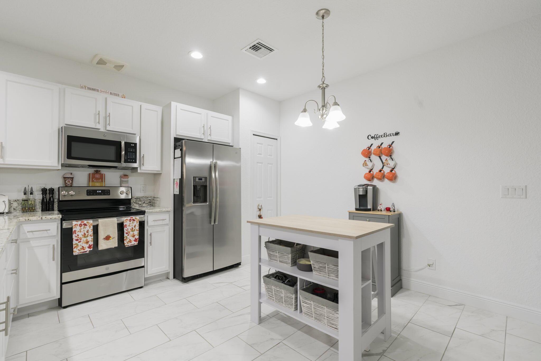 RIVER PLACE ON THE ST LUC - Residential