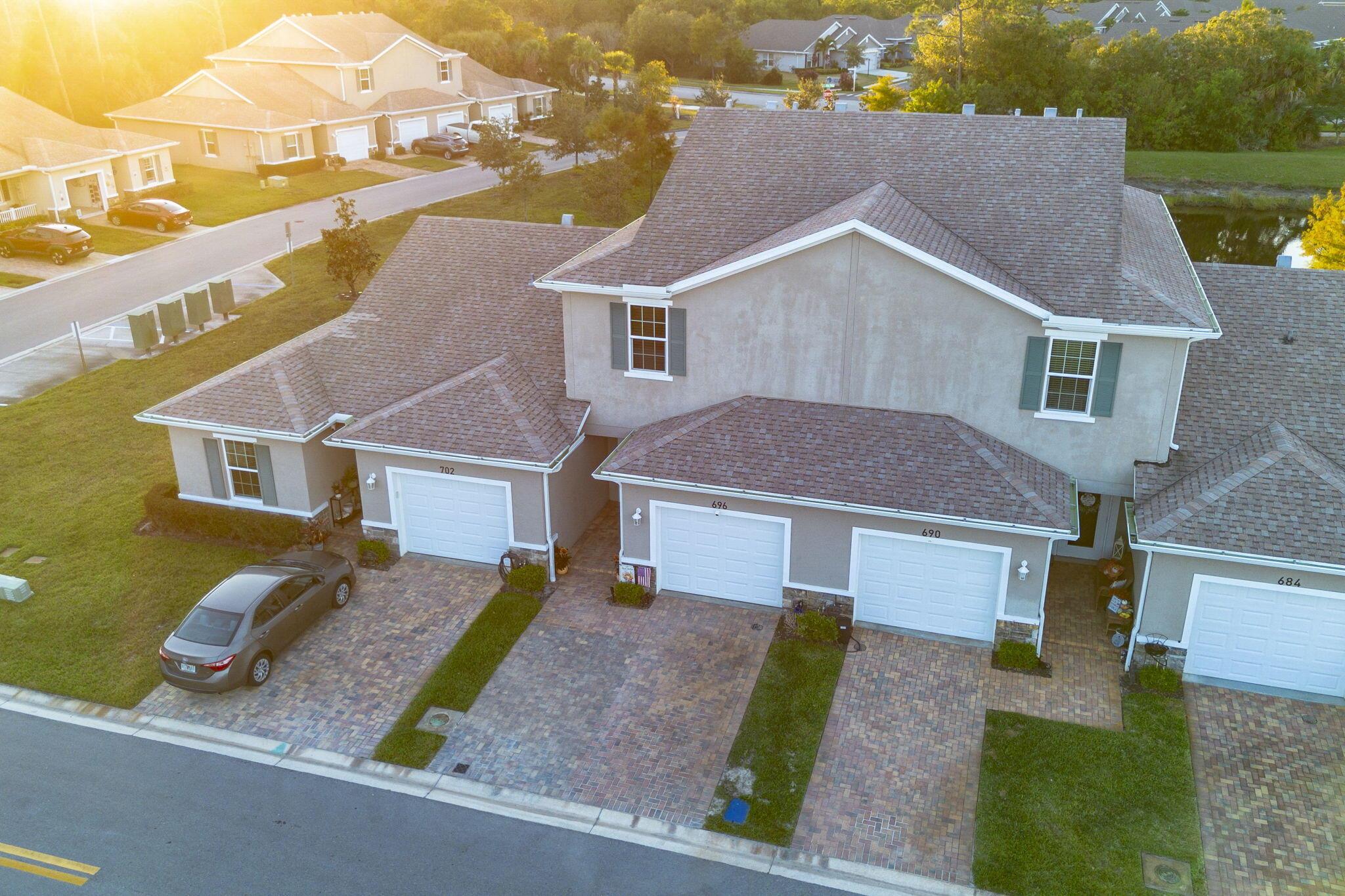 RIVER PLACE ON THE ST LUC - Residential