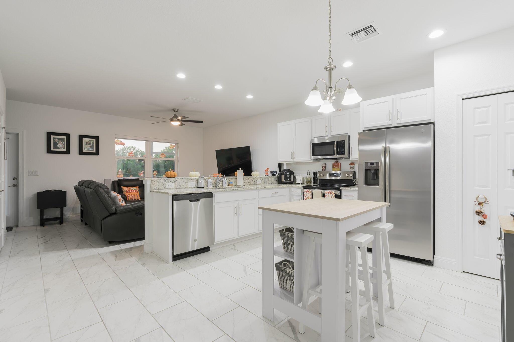 RIVER PLACE ON THE ST LUC - Residential