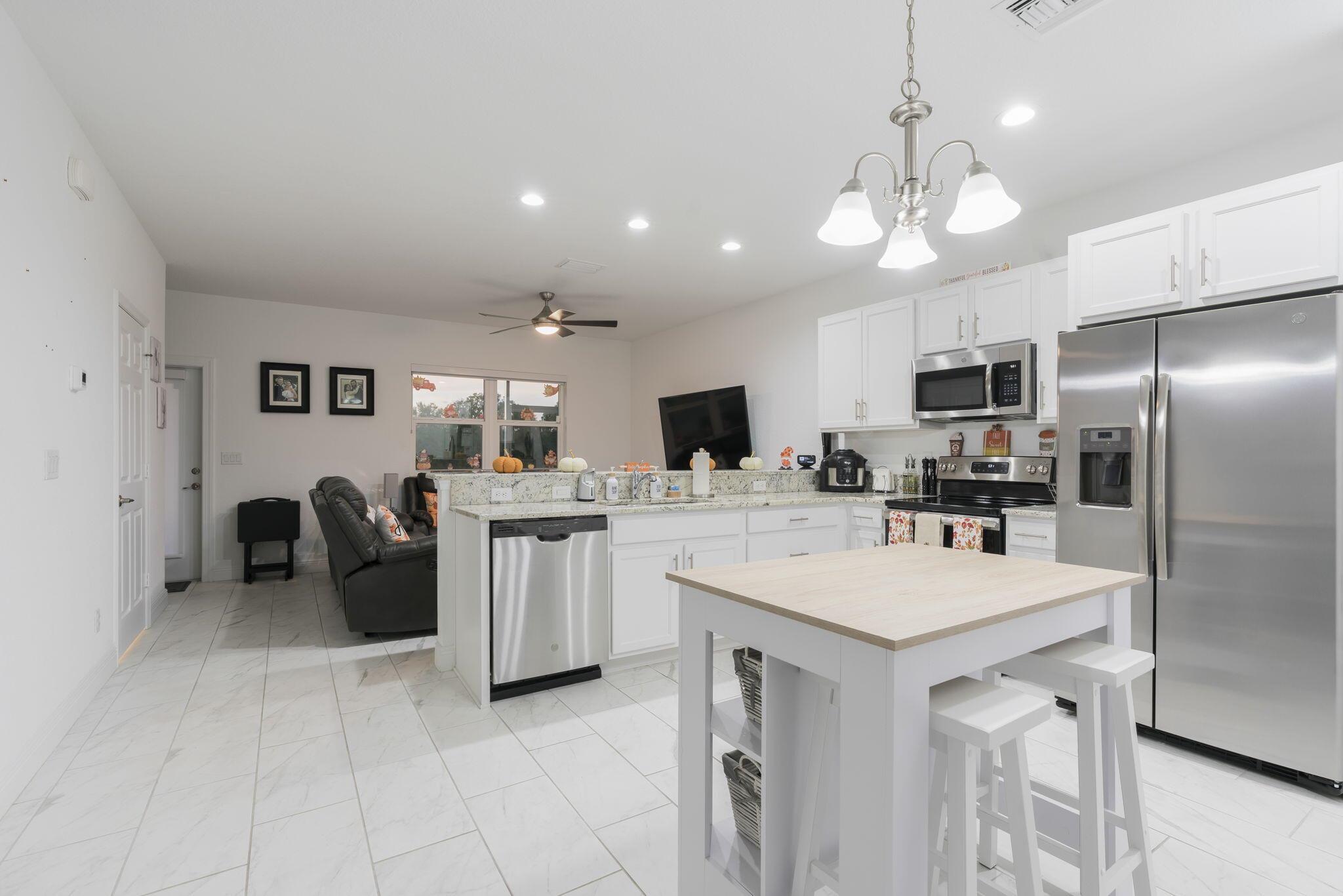 RIVER PLACE ON THE ST LUC - Residential