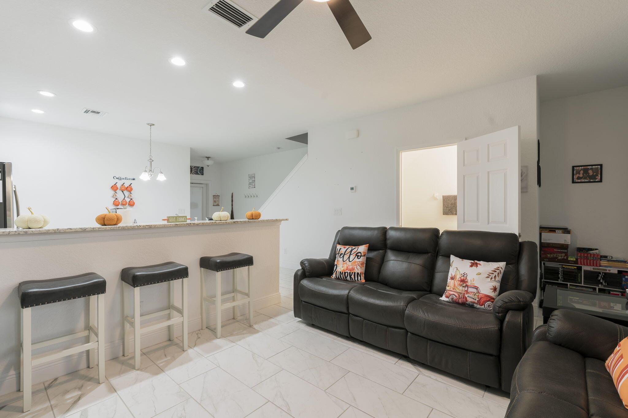 RIVER PLACE ON THE ST LUC - Residential