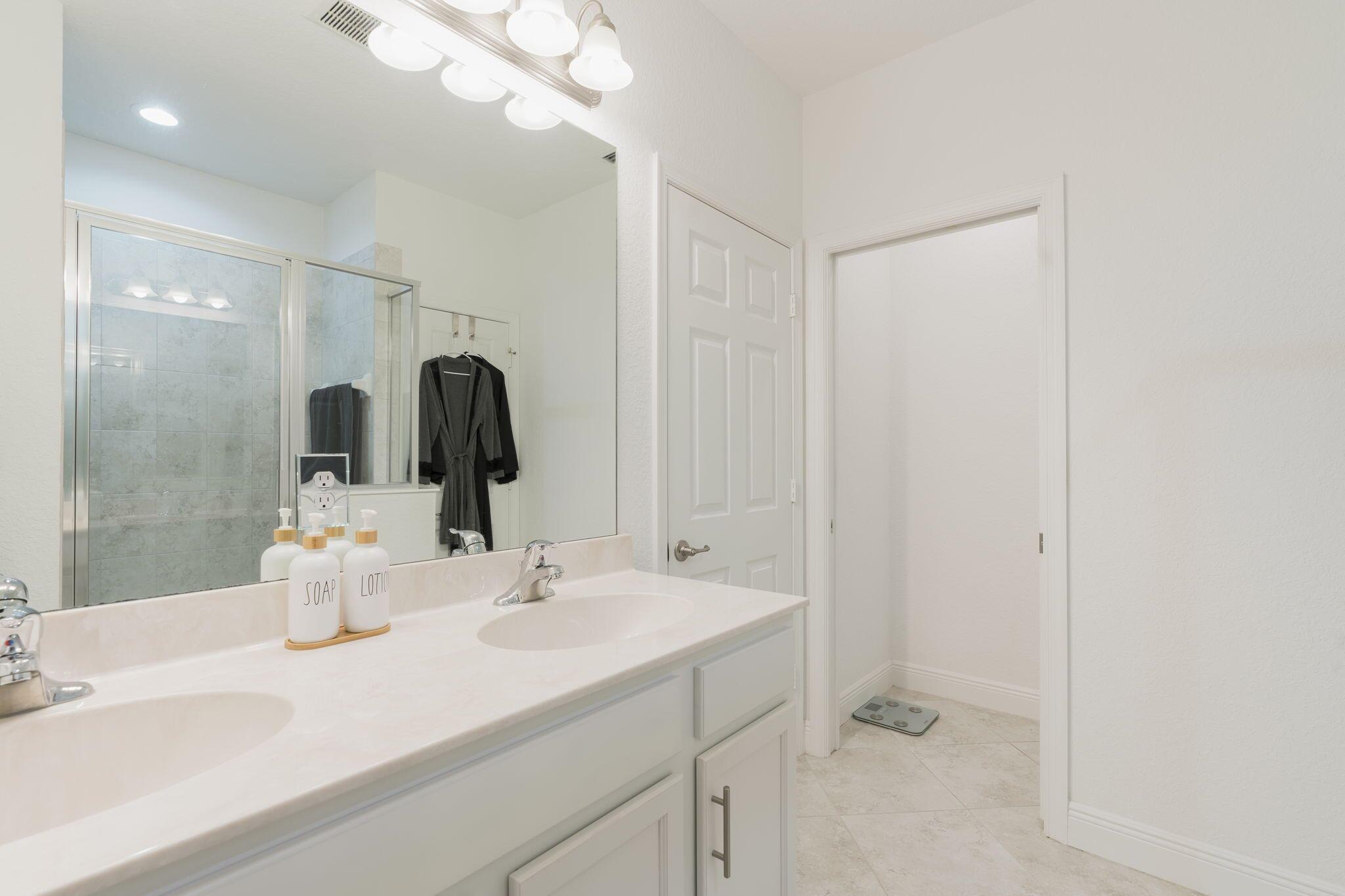 RIVER PLACE ON THE ST LUC - Residential