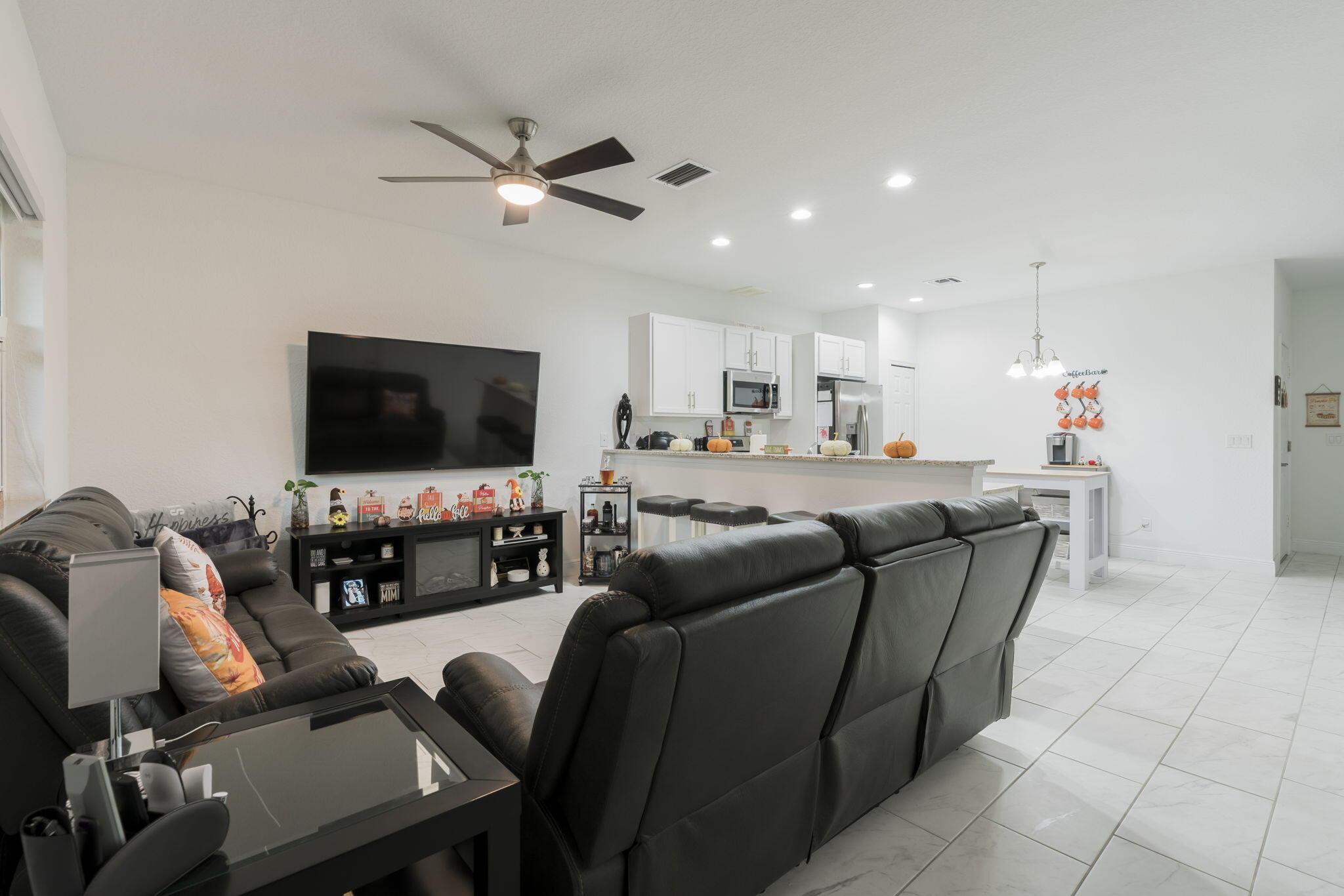 RIVER PLACE ON THE ST LUCIE NO. 8 - Residential