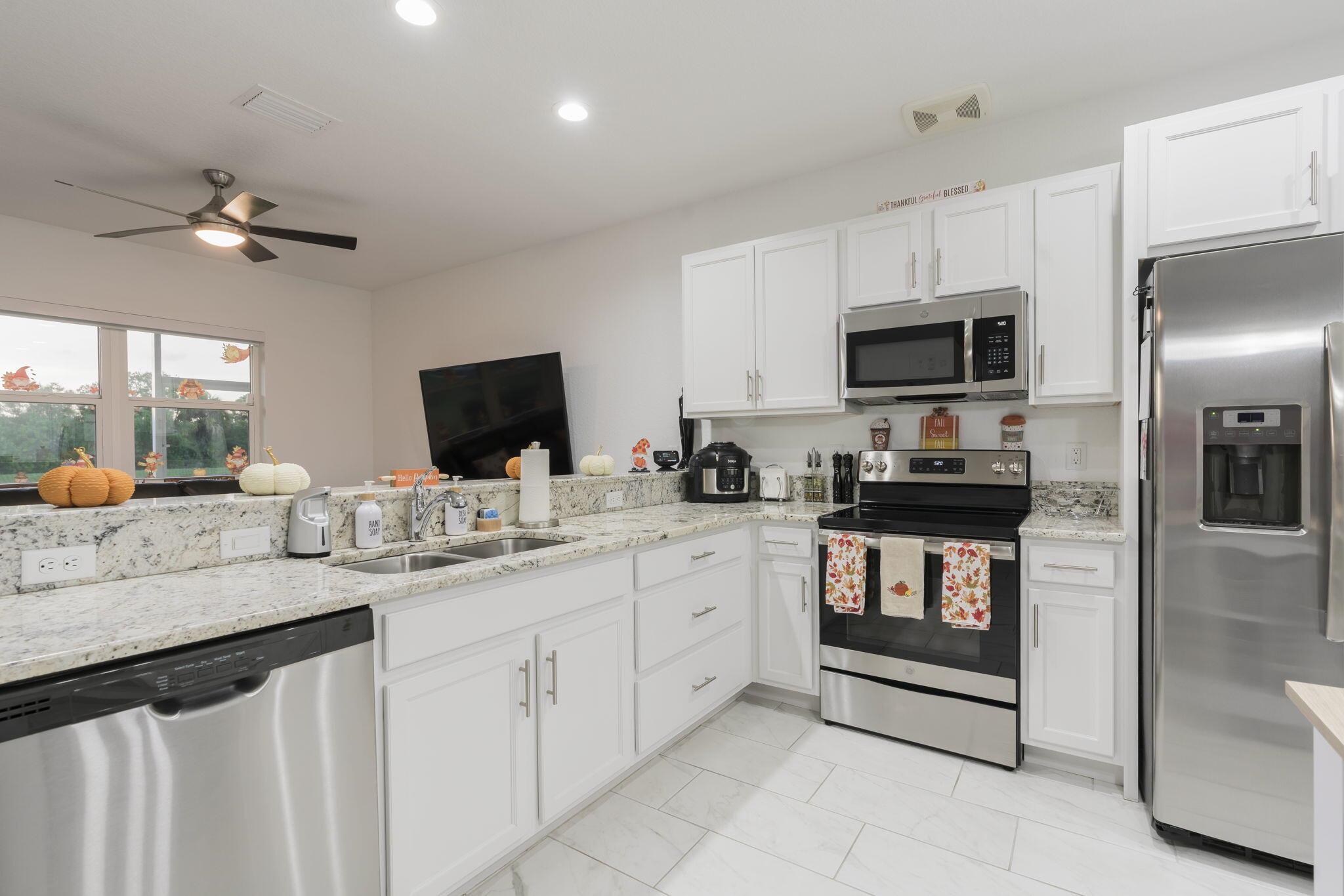 RIVER PLACE ON THE ST LUC - Residential