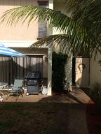 CRYSTAL LAKE - Residential