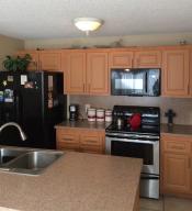 CRYSTAL LAKE - Residential