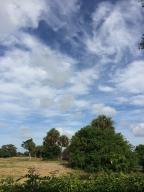 CRYSTAL LAKE - Residential