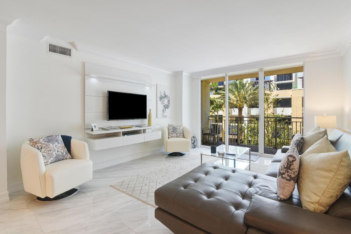 PALMETTO PLACE CONDO - Residential Lease