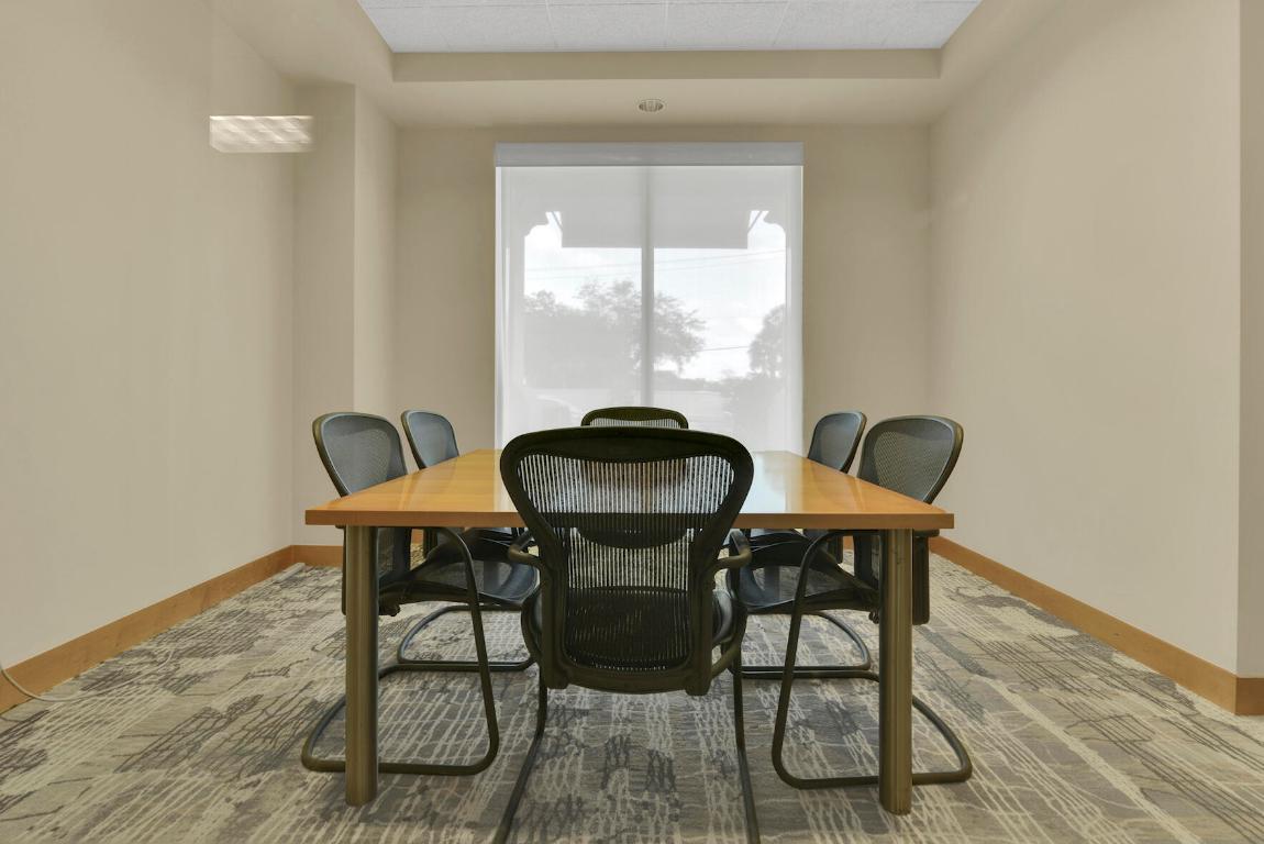 PALMETTO PLACE CONDO - Residential Lease