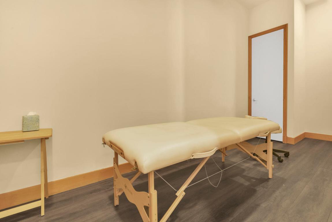 PALMETTO PLACE CONDO - Residential Lease