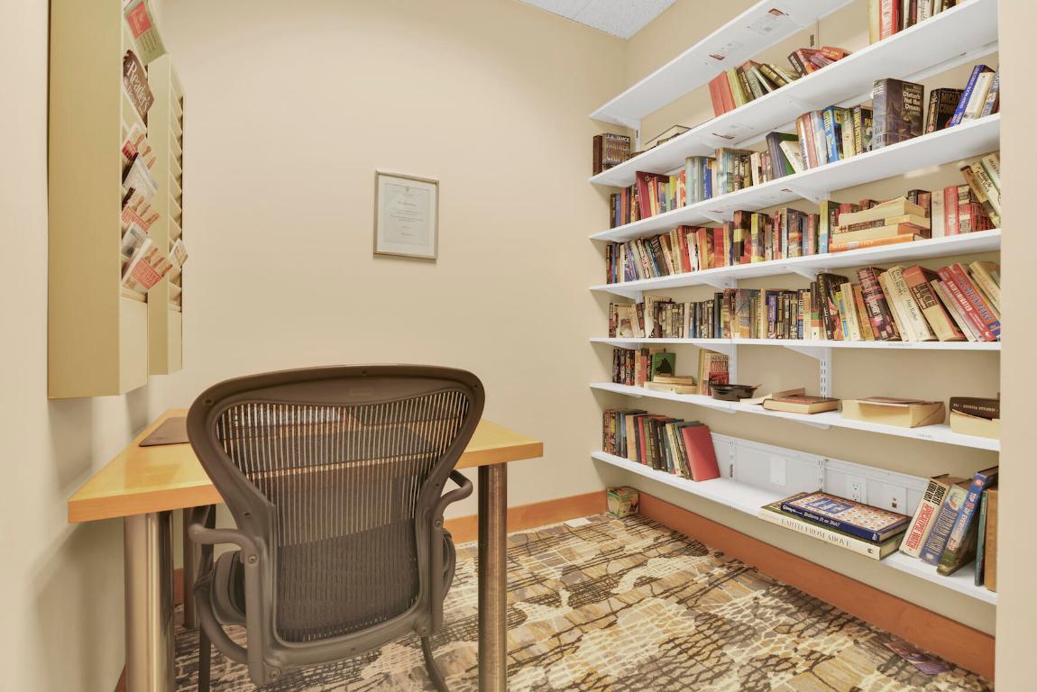 PALMETTO PLACE CONDO - Residential Lease