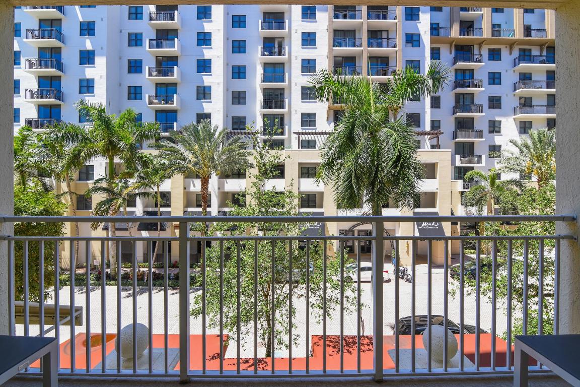 PALMETTO PLACE CONDO - Residential Lease