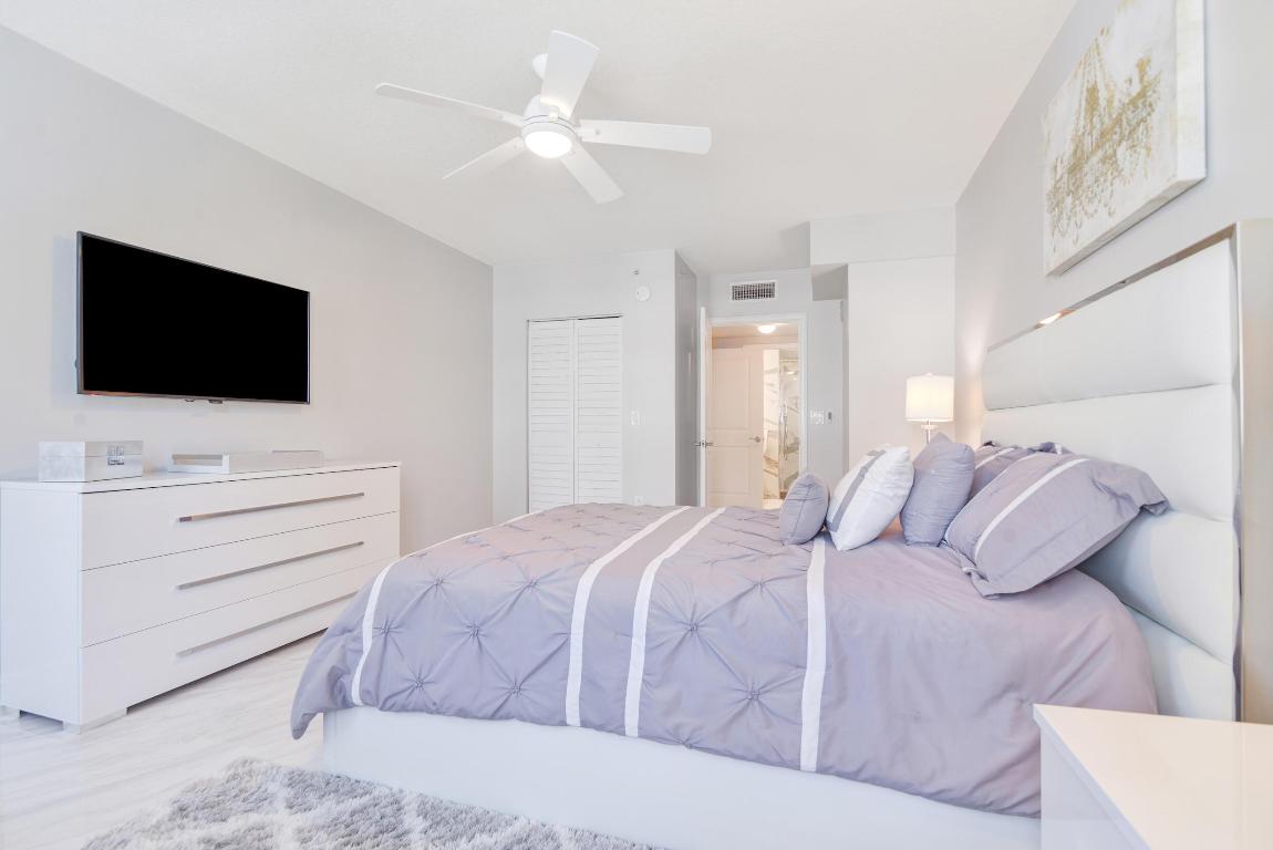 PALMETTO PLACE CONDO - Residential Lease