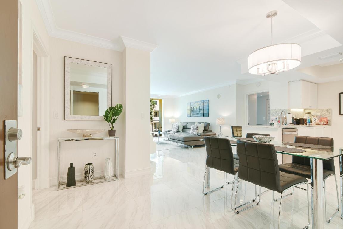 PALMETTO PLACE CONDO - Residential Lease