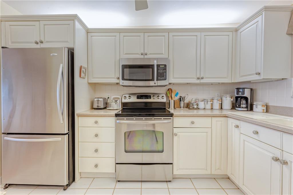 MONTEREY HOUSE CONDO - Residential