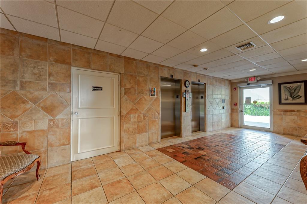 MONTEREY HOUSE CONDO - Residential