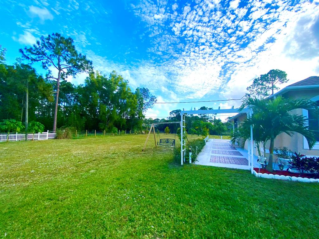 LOXAHATCHEE - Residential