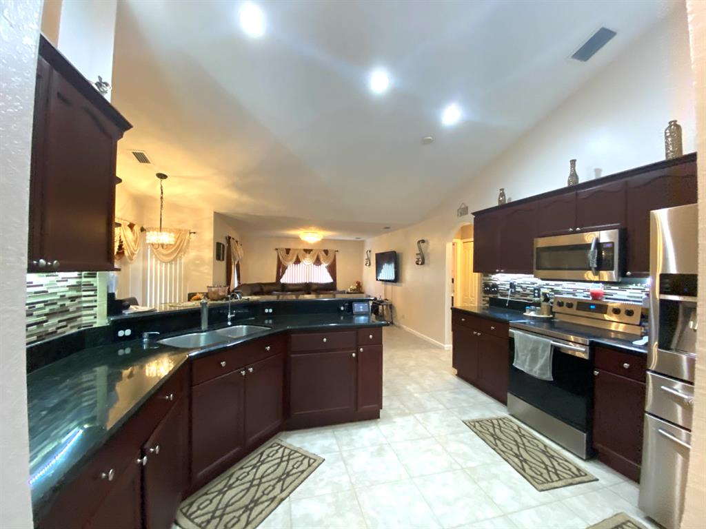 LOXAHATCHEE - Residential