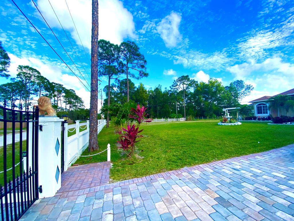 LOXAHATCHEE - Residential