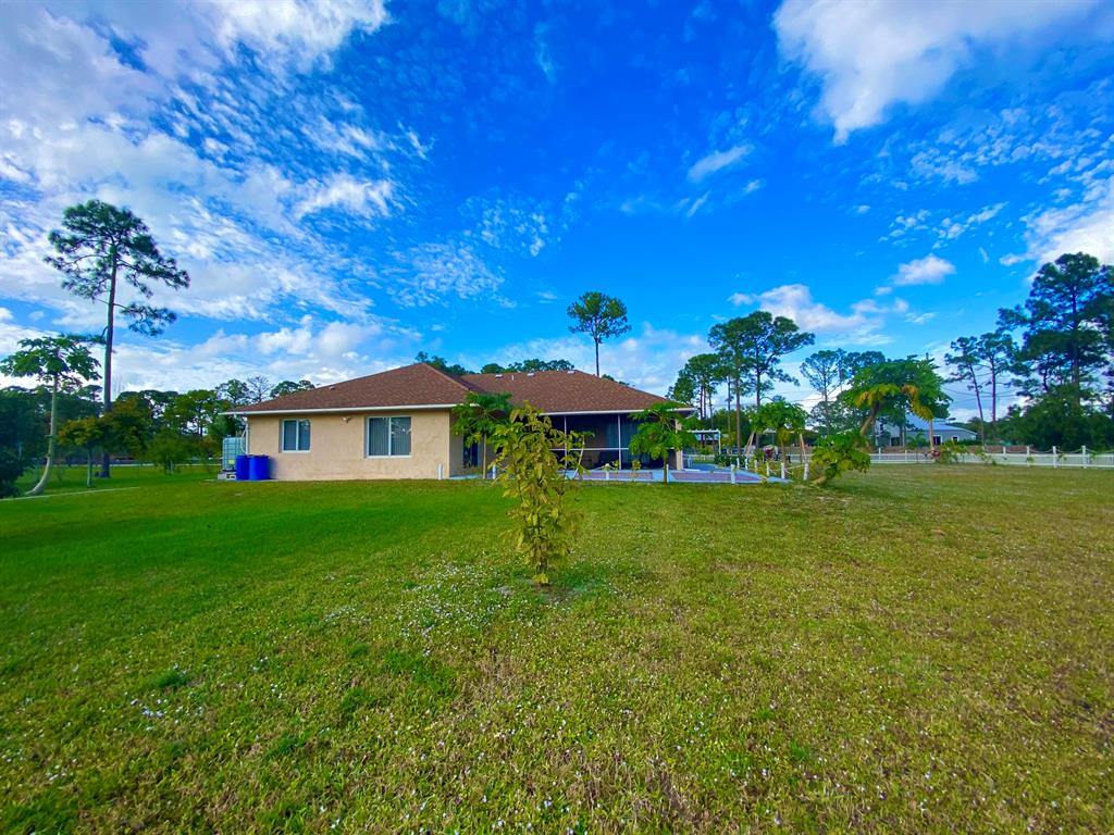 LOXAHATCHEE - Residential