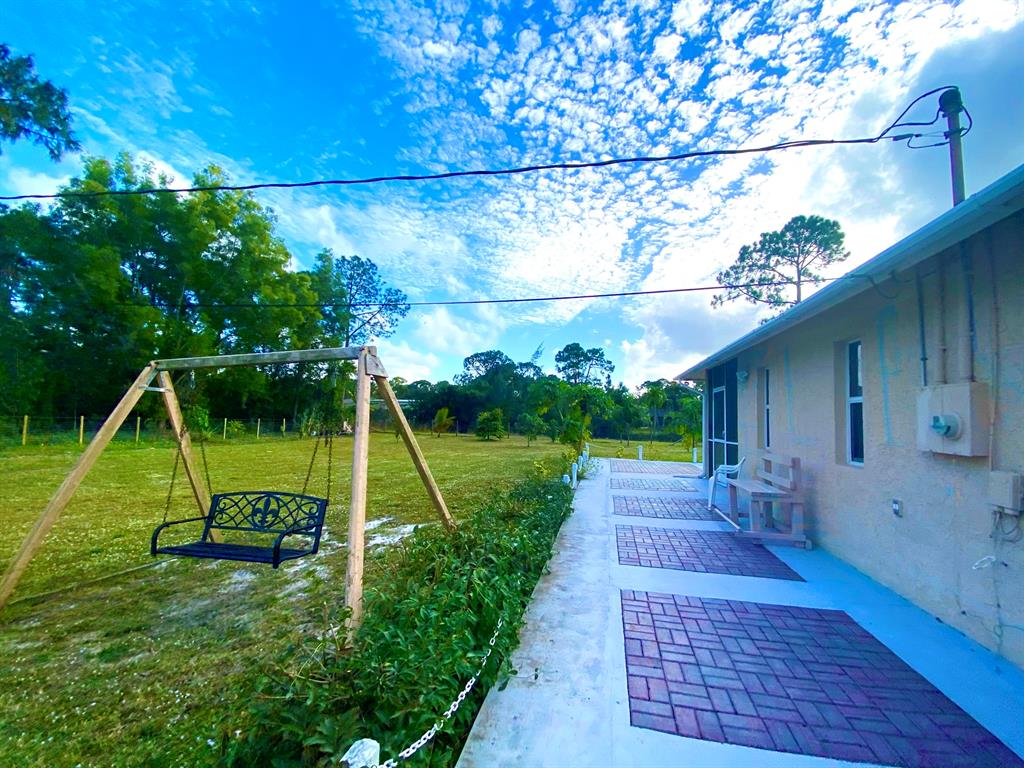 LOXAHATCHEE - Residential