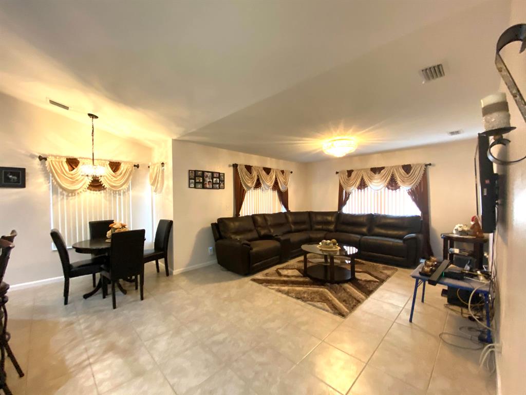 LOXAHATCHEE - Residential