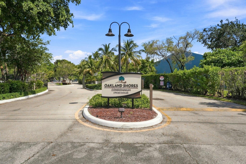 Photo of 3101 Oakland Shores Drive #H210, Oakland Park, FL 33309 (MLS # B26078196)