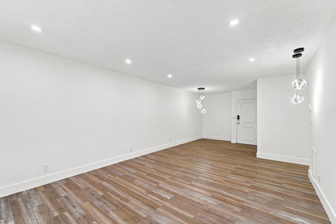 Tiny photo for 3101 Oakland Shores Drive #H210, Oakland Park, FL 33309 (MLS # B26078196)