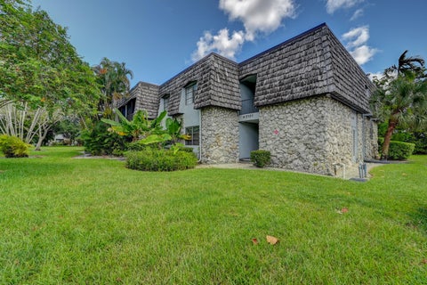 Tiny photo for 3101 Oakland Shores Drive #H210, Oakland Park, FL 33309 (MLS # B26078196)