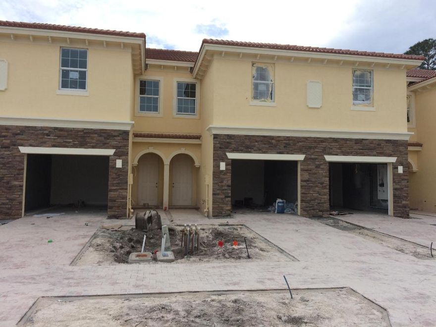 MODELS OPEN!!!! BRAND-NEW 3/2.5 TOWNHOME WITH GARAGE. BEAUTIFUL 18'' TILE ON 1ST FLOOR, OPEN FLOORPLAN, STAINLESS STEEL APPLIANCES,
GRANITE COUNTERTOP W/BACKSPLASH IN KITCHEN. COMMUNITY POOL AND CABANA. ALL LAWNCARE INCLUDED, LOW HOA FEE. HOME ESTIMATED COMPLETION MARCH 2016. SELLER MAY PAY CLOSING COSTS!!!!