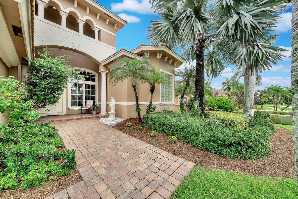 Photo of 6641 Conch Court, Boynton Beach, FL 33437 (MLS # R11119701)