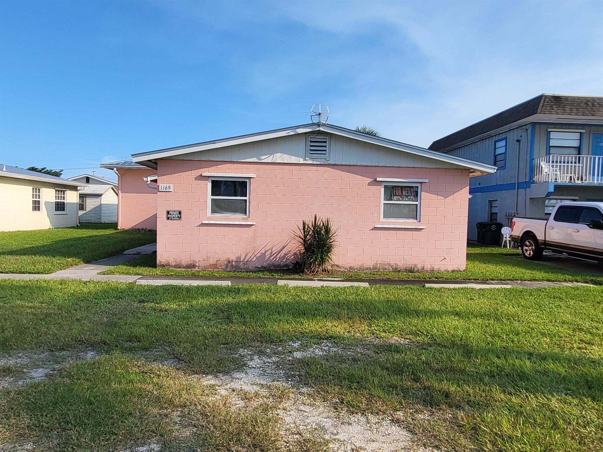 FORT PIERCE SUBDIVISION - Residential Lease