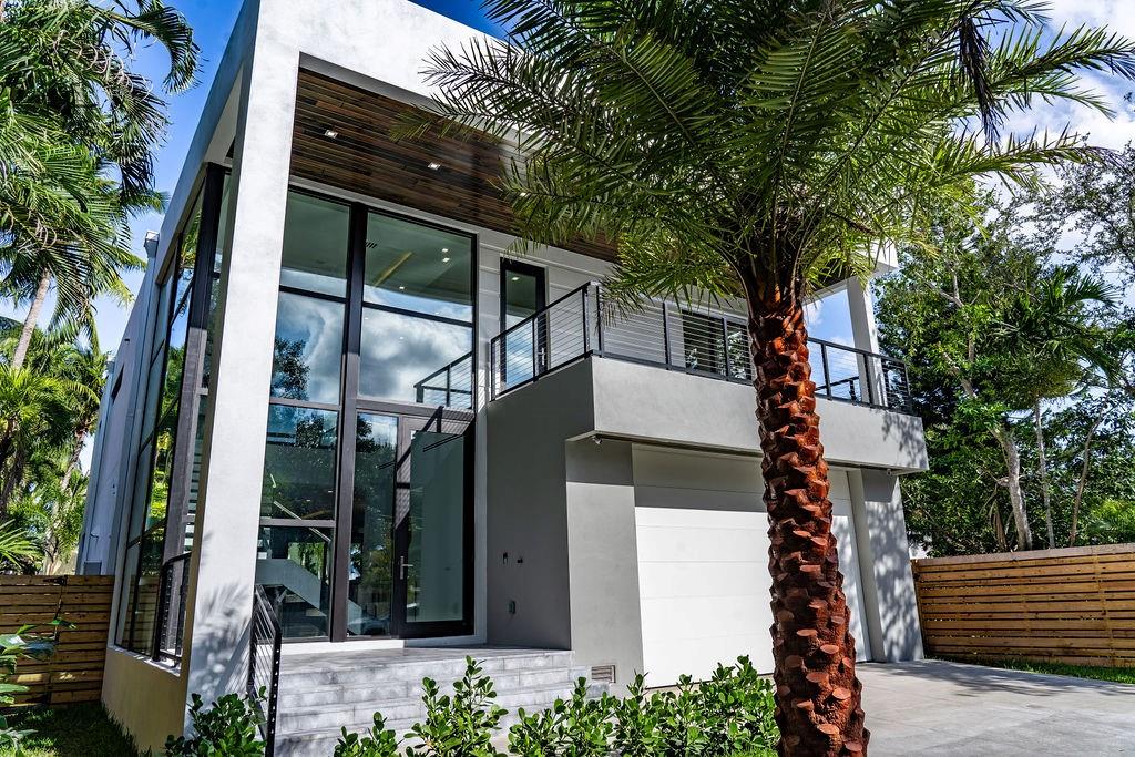 Tarpon River - Residential