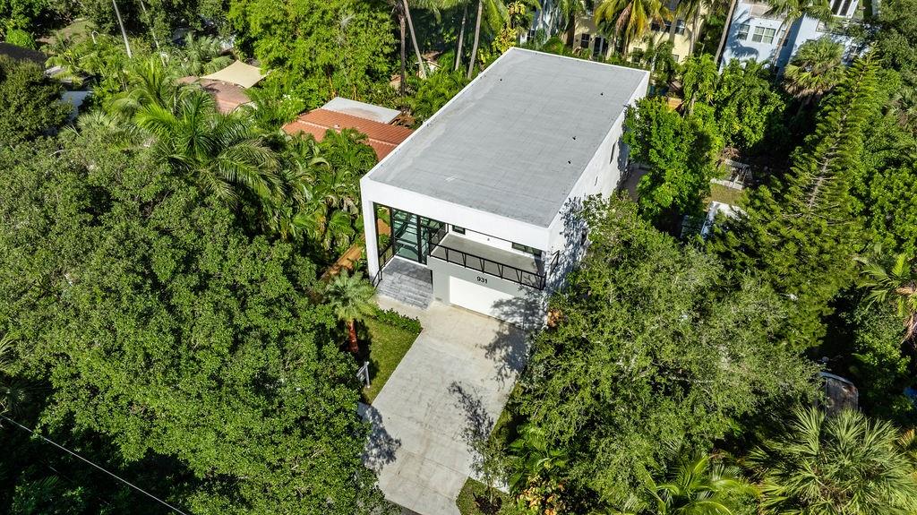 Tarpon River - Residential