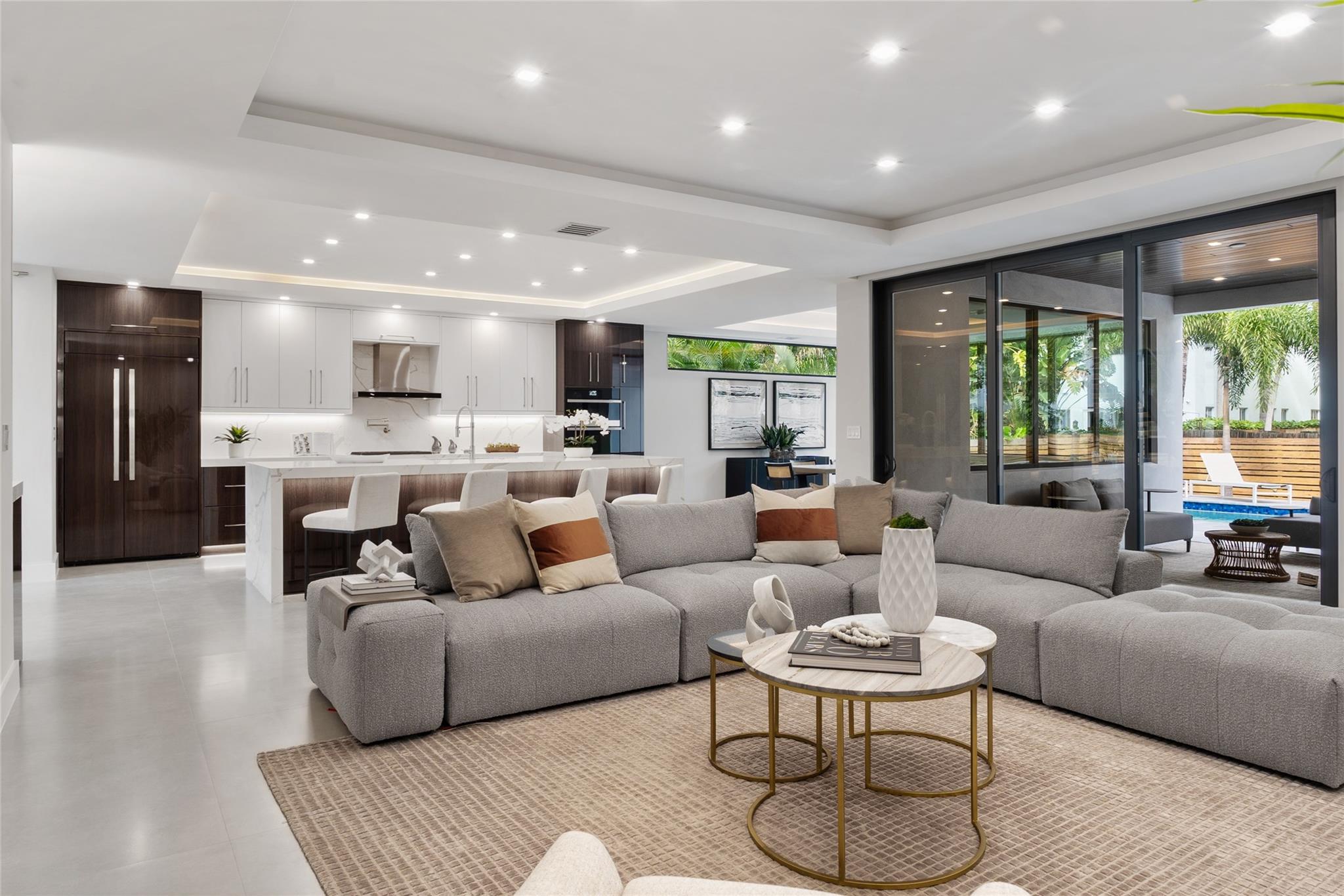 Tarpon River - Residential