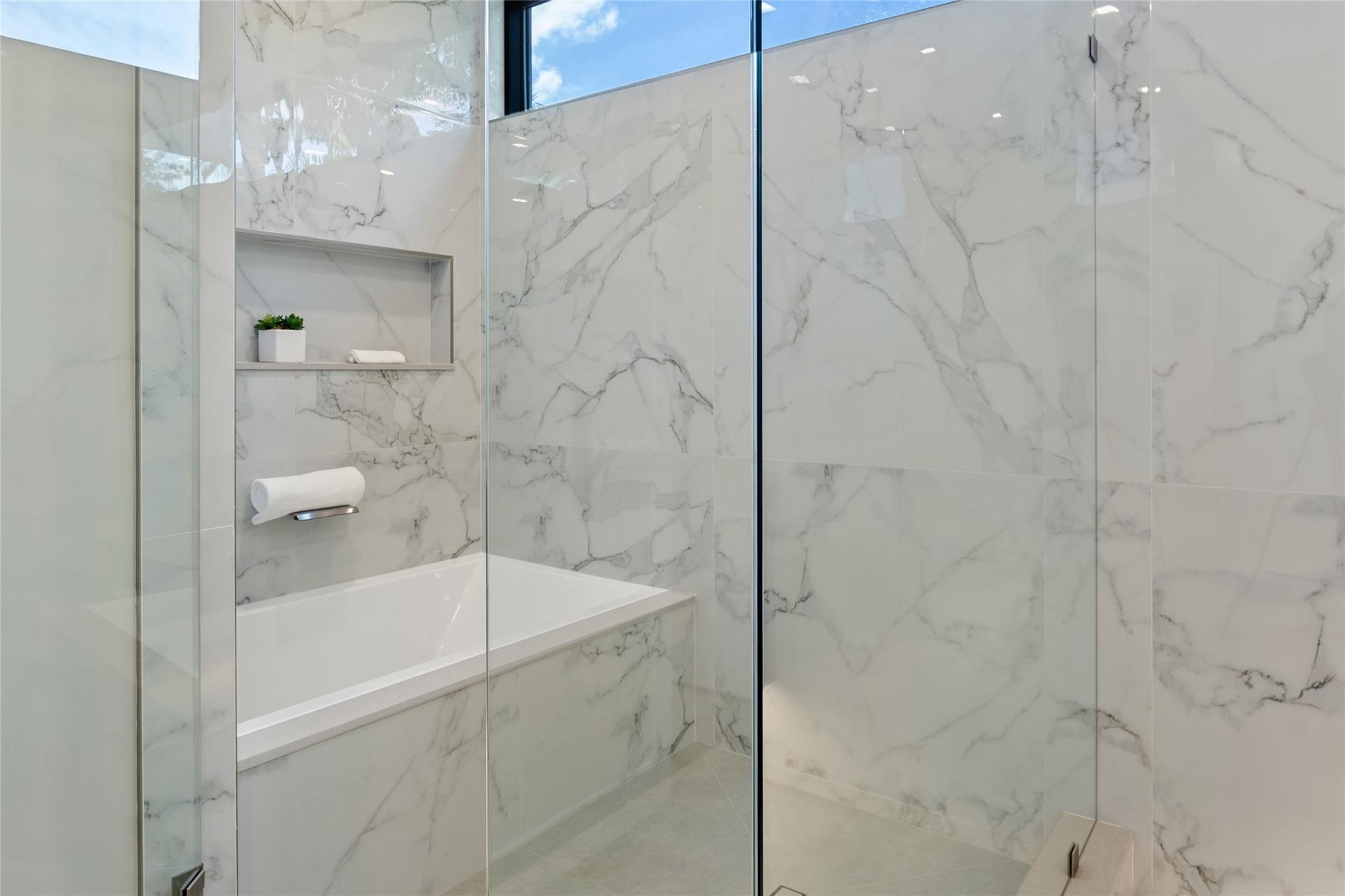 Tarpon River - Residential