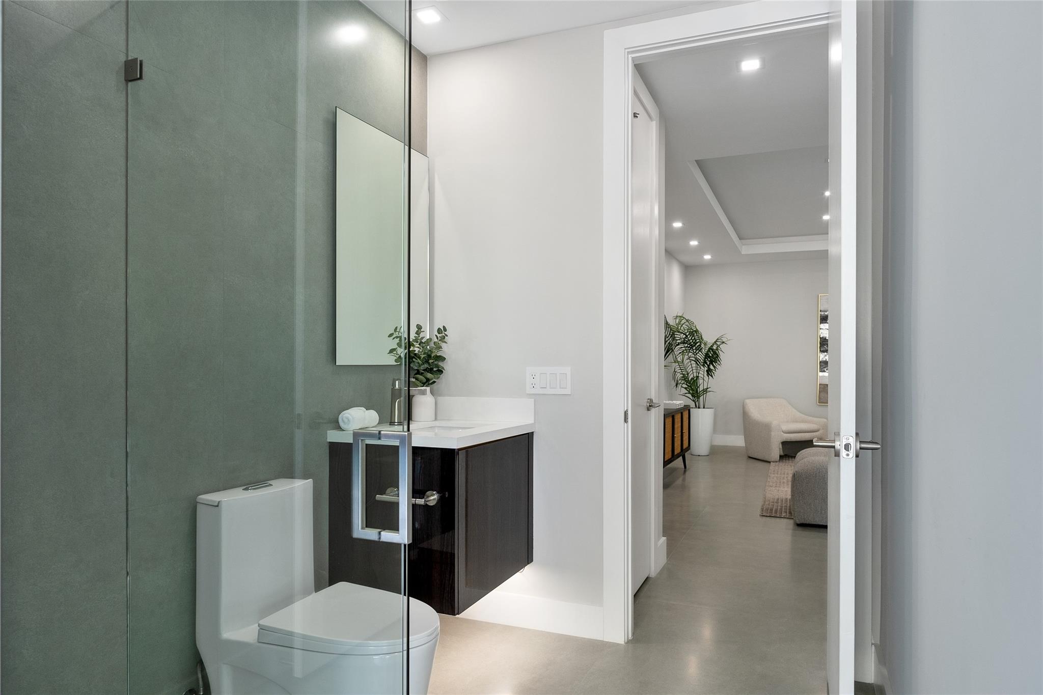 Tarpon River - Residential