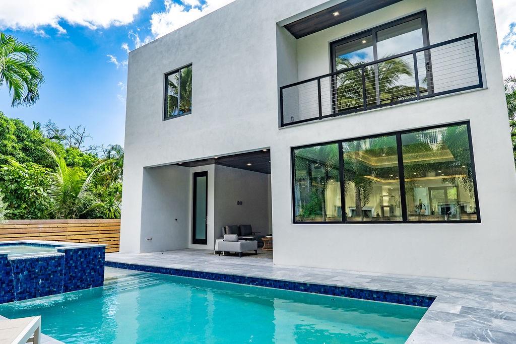 Tarpon River - Residential