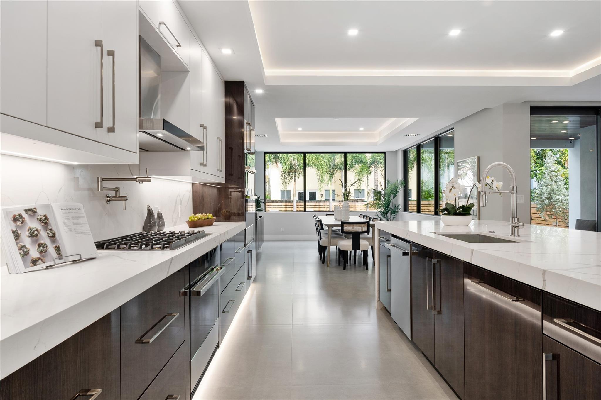 Tarpon River - Residential