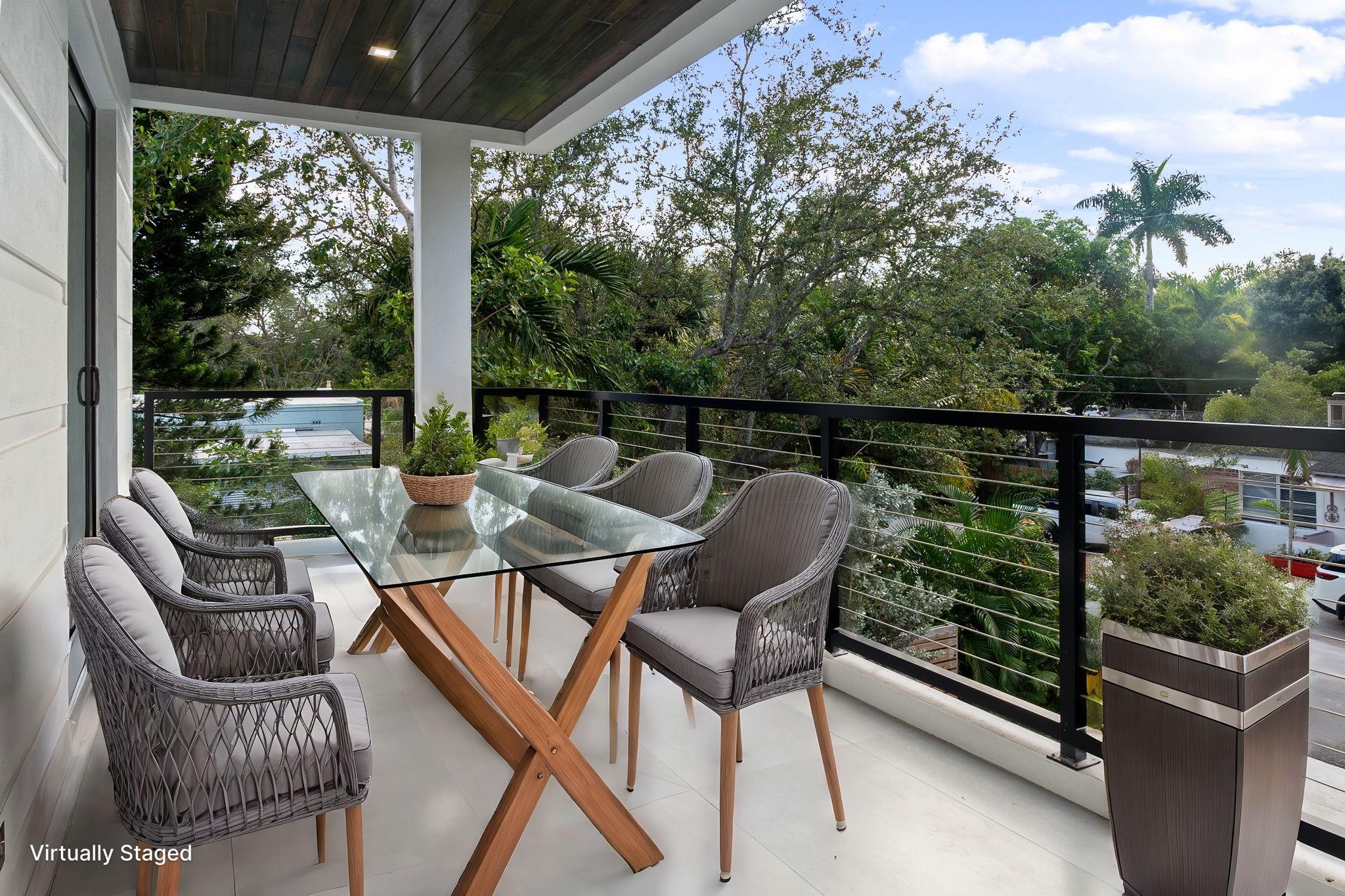 Tarpon River - Residential