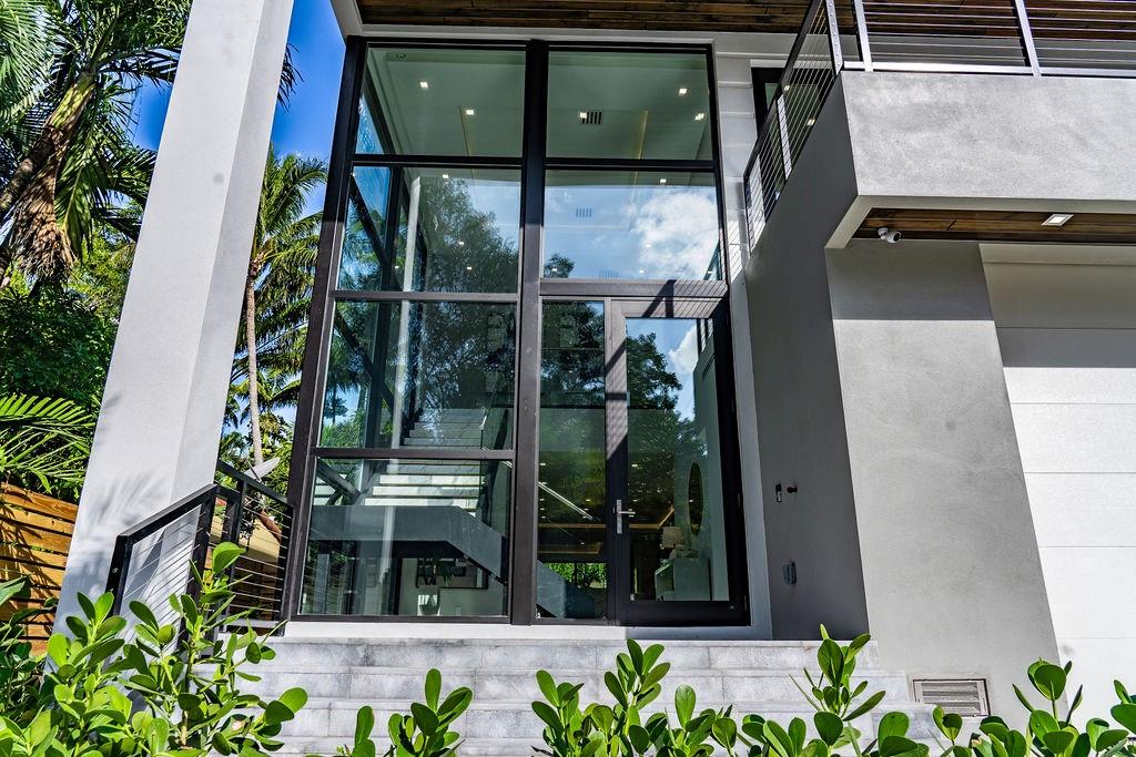 Tarpon River - Residential