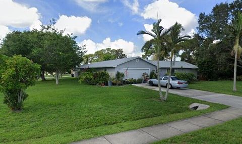 A home in Port St Lucie