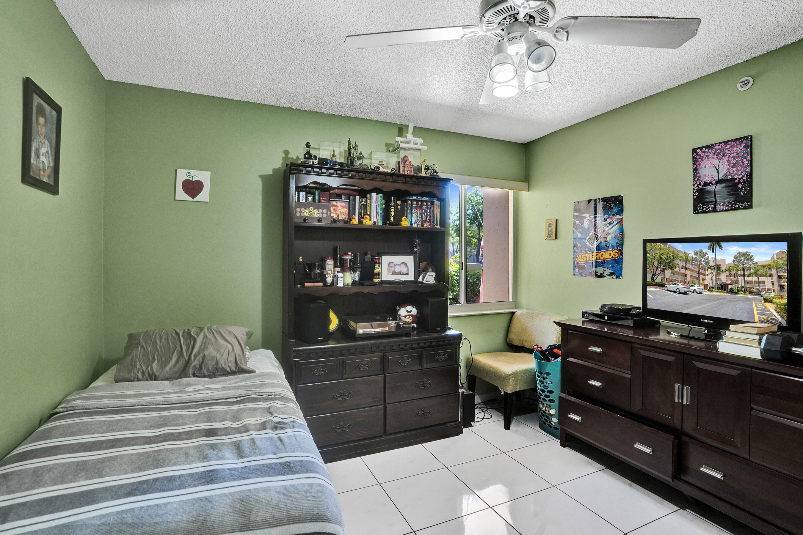 GRANVILLE CONDOMINIUM - Residential