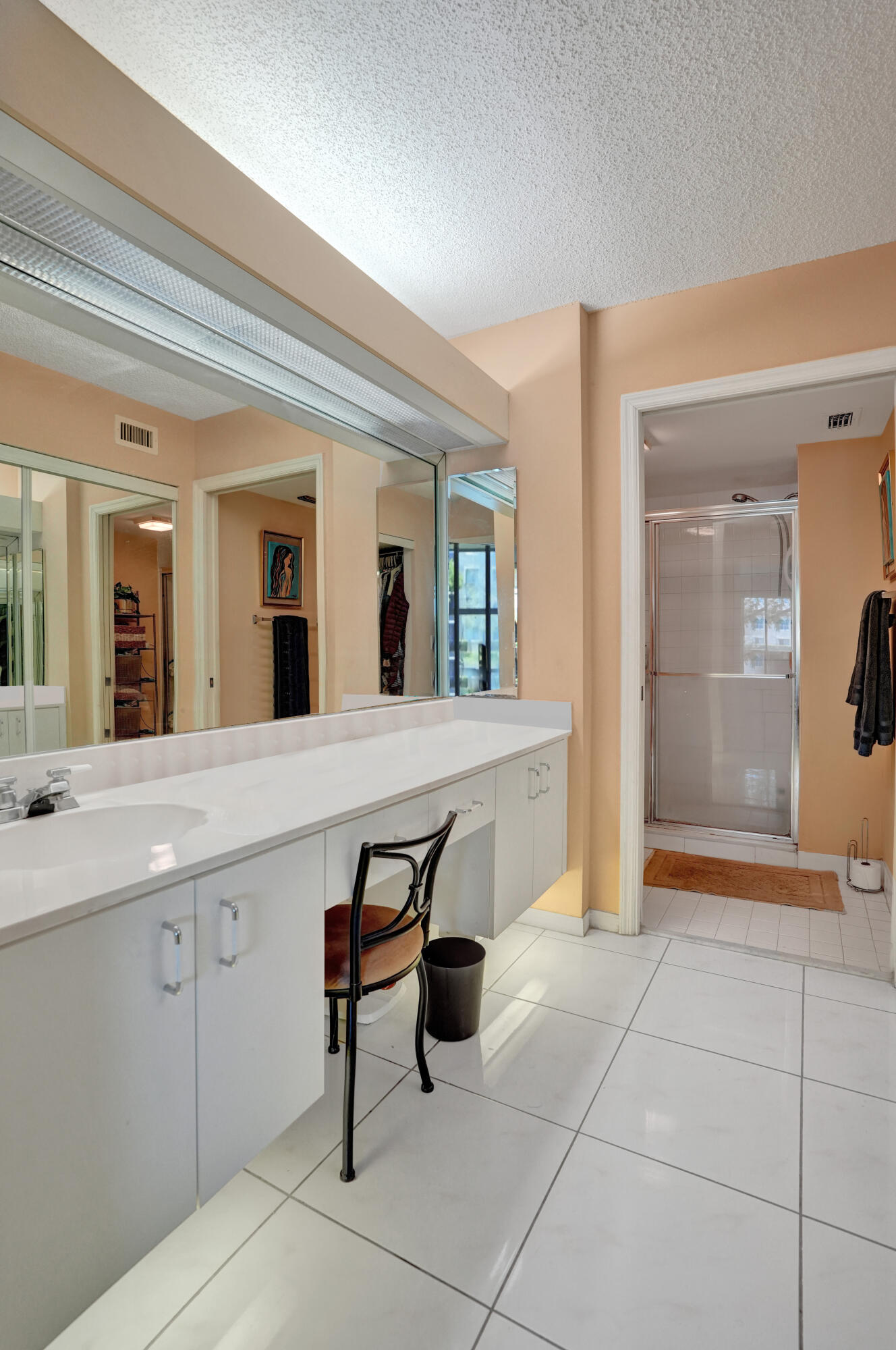 GRANVILLE CONDOMINIUM - Residential