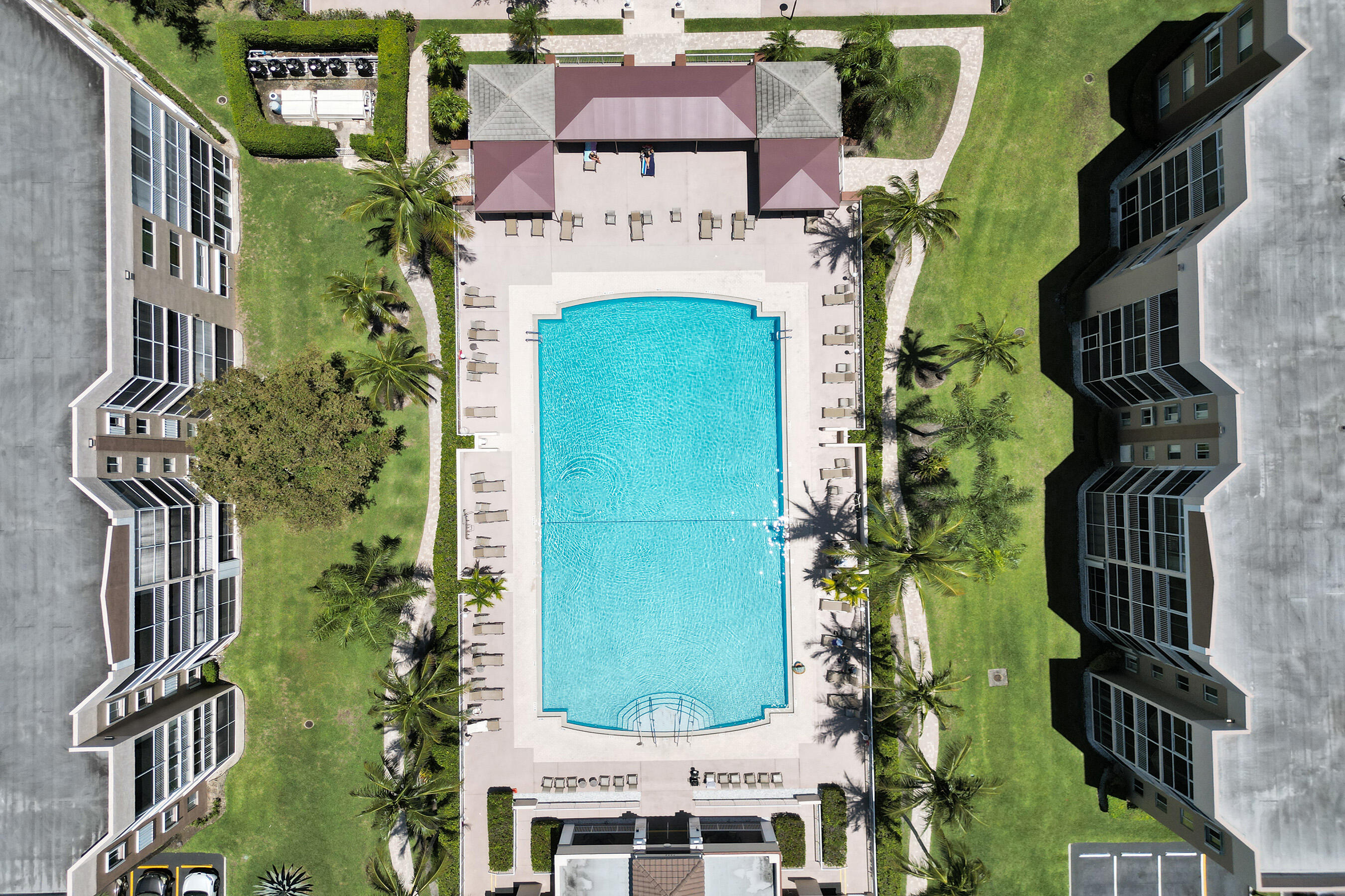GRANVILLE CONDOMINIUM - Residential