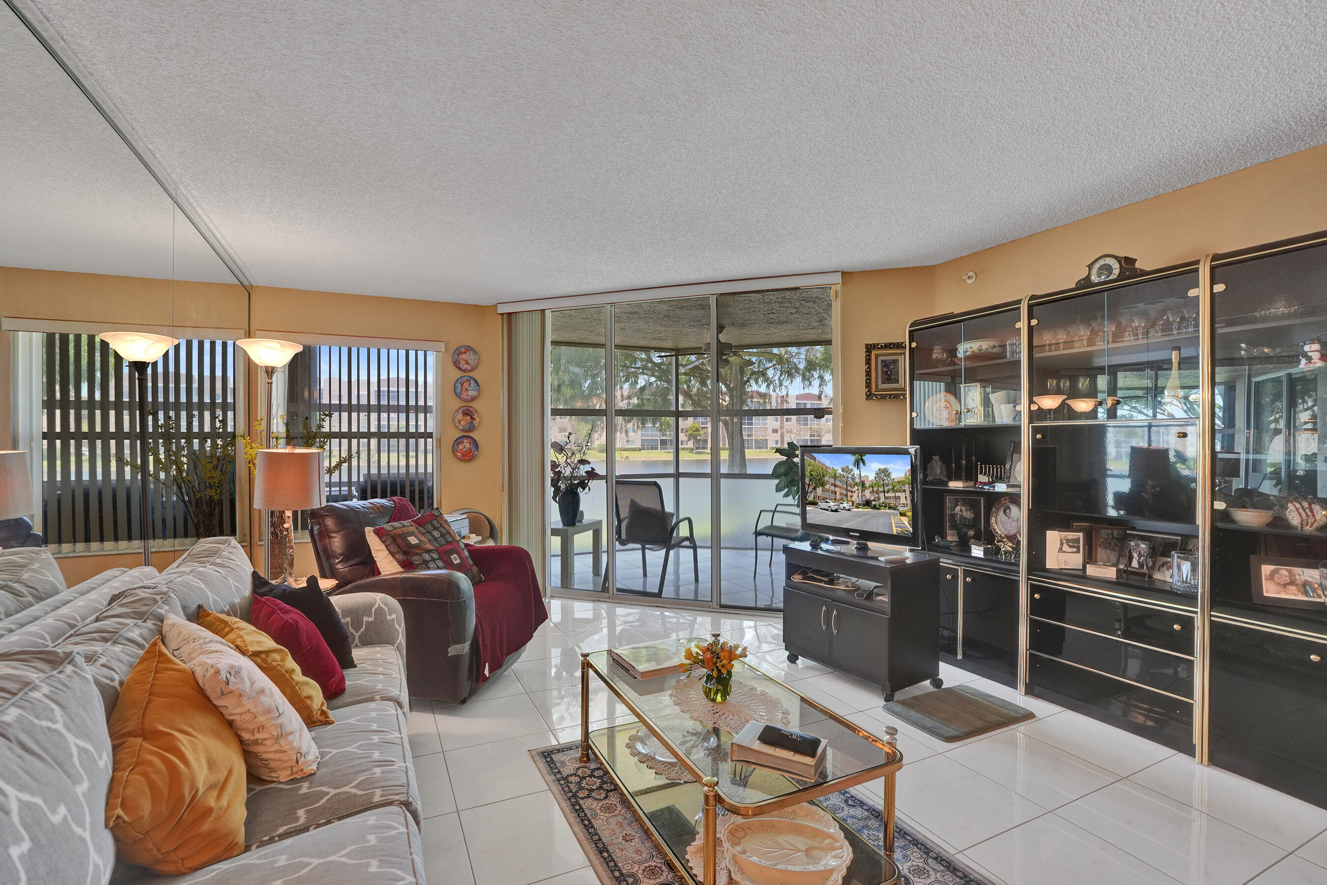 GRANVILLE CONDOMINIUM - Residential