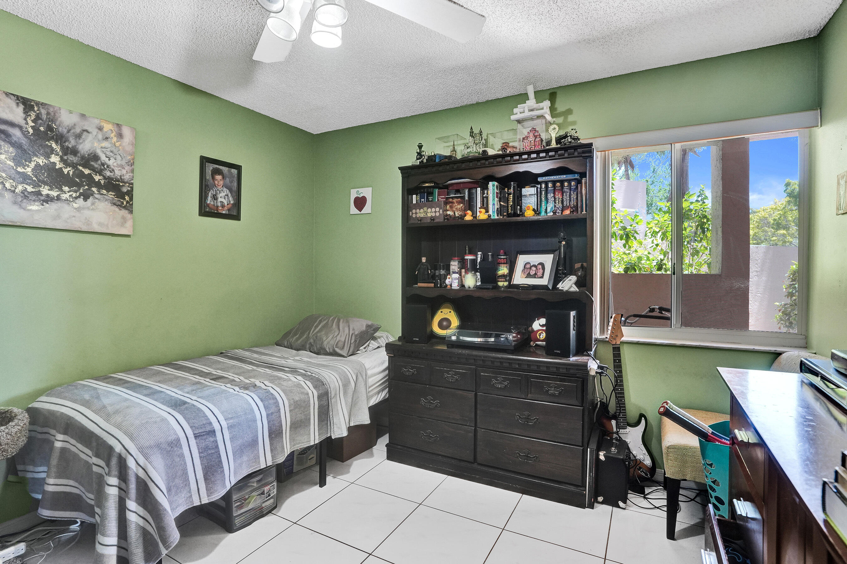 GRANVILLE CONDOMINIUM - Residential