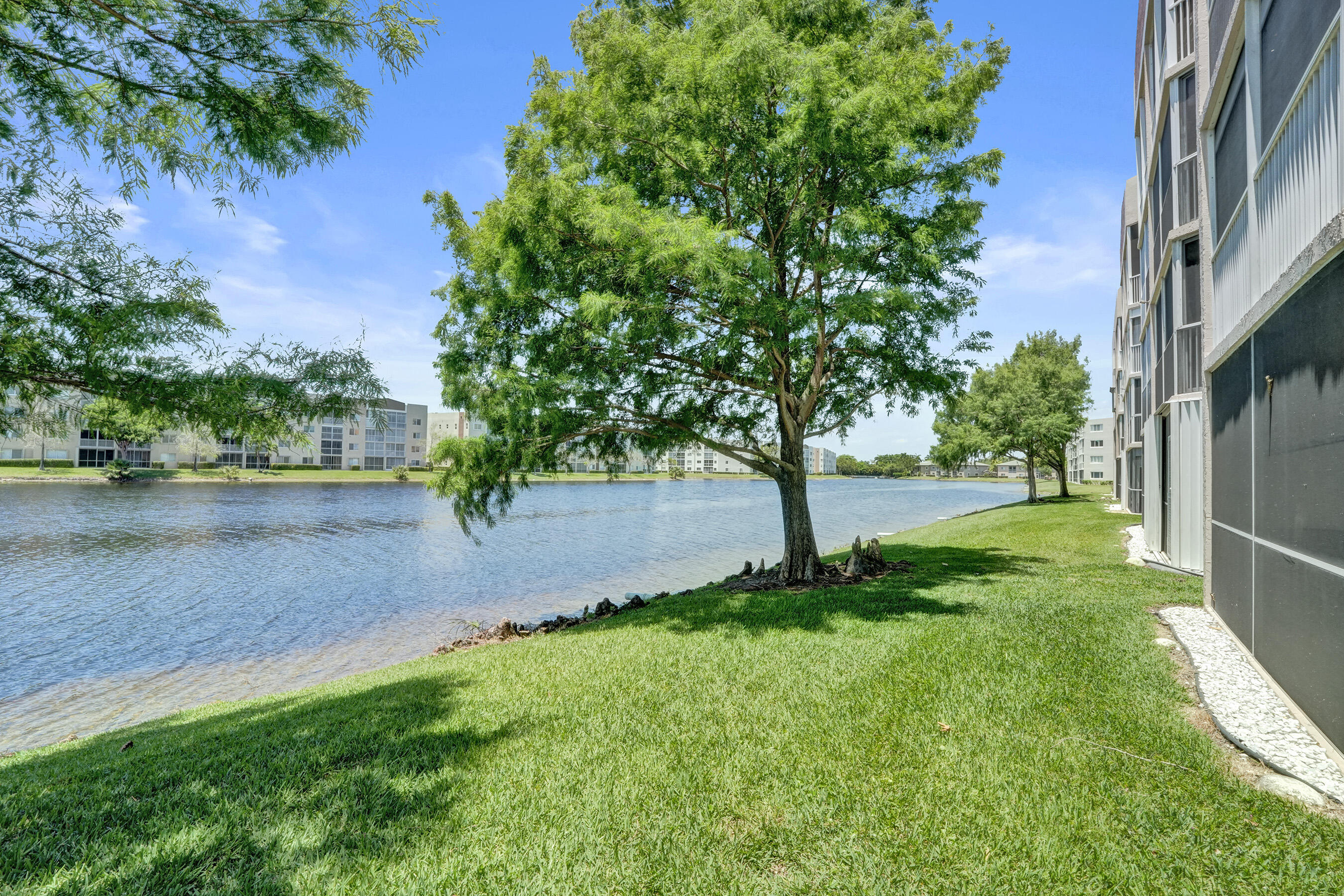 GRANVILLE CONDOMINIUM - Residential