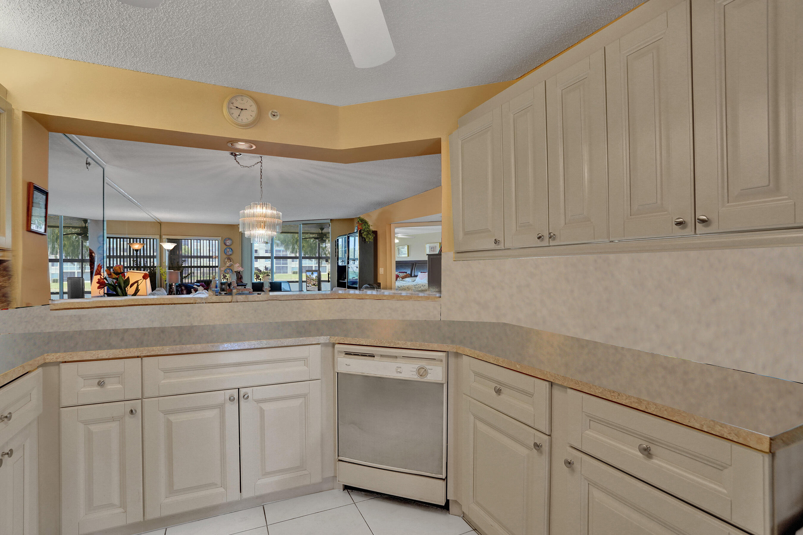 GRANVILLE CONDOMINIUM - Residential