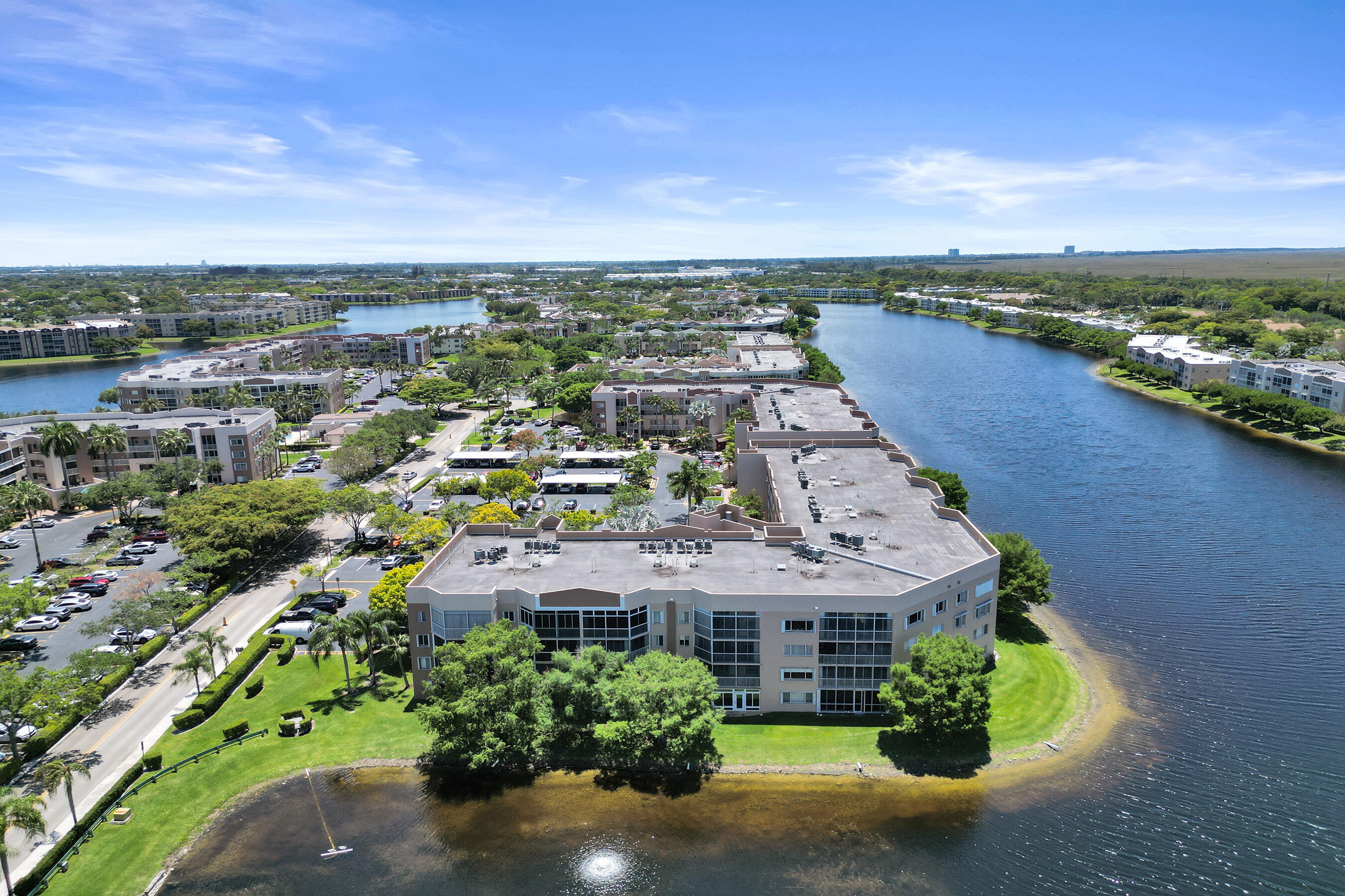 GRANVILLE CONDOMINIUM - Residential